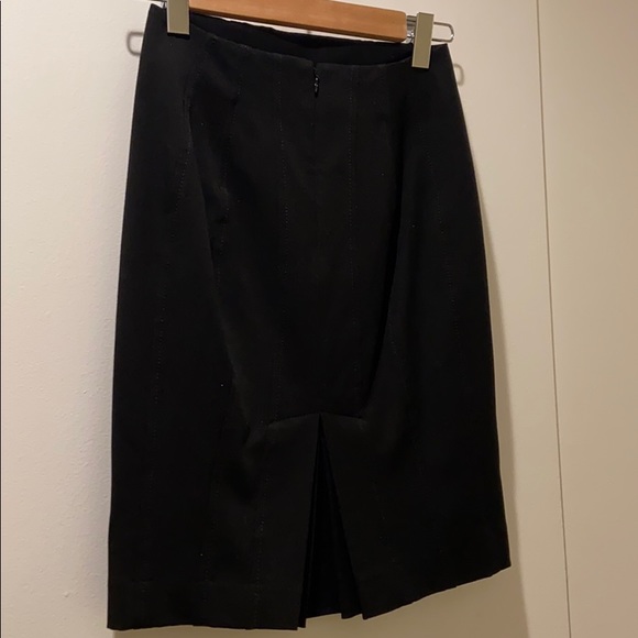 Express Pencil Skirt - Picture 2 of 5